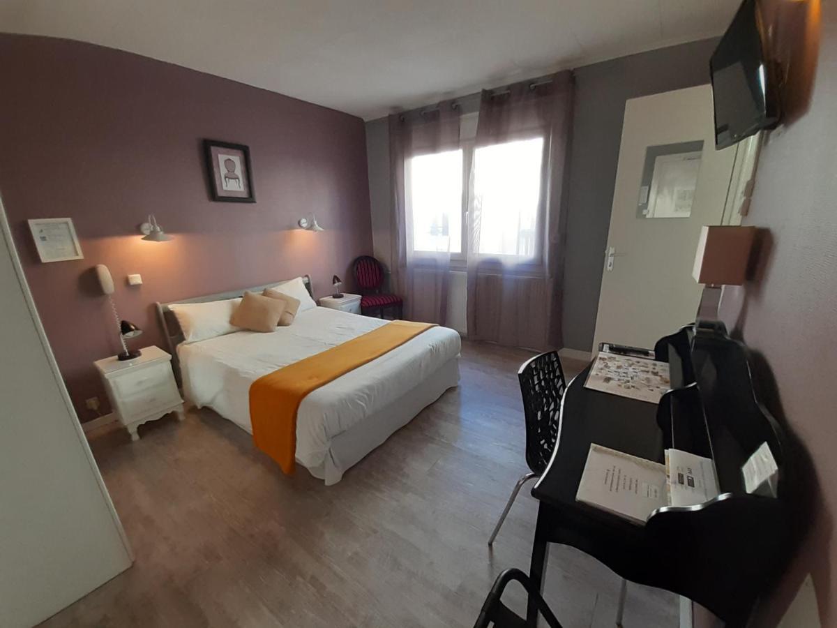 Hotel Du Tricastin Pierrelatte Εξωτερικό φωτογραφία