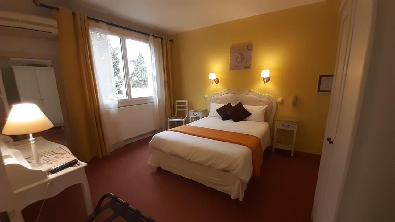 Hotel Du Tricastin Pierrelatte Εξωτερικό φωτογραφία