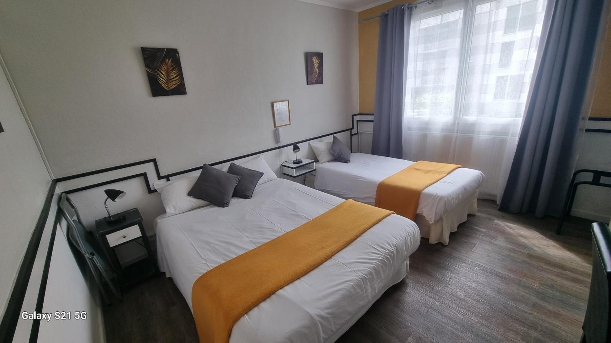 Hotel Du Tricastin Pierrelatte Εξωτερικό φωτογραφία